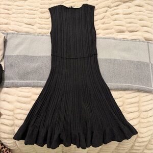 Theory Charcoal Ribbed Knit Top